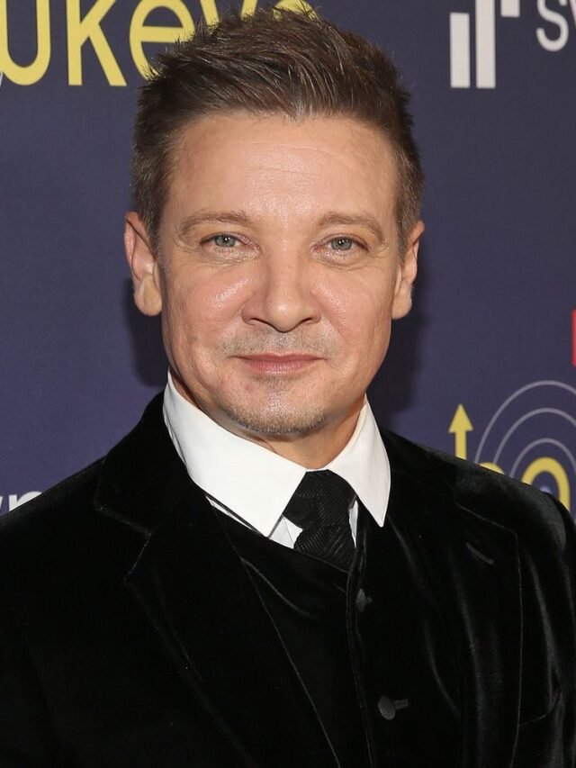 jeremy-renner-hospitalized-010223-15b66cb7404e453b9d7e955029cd7d75